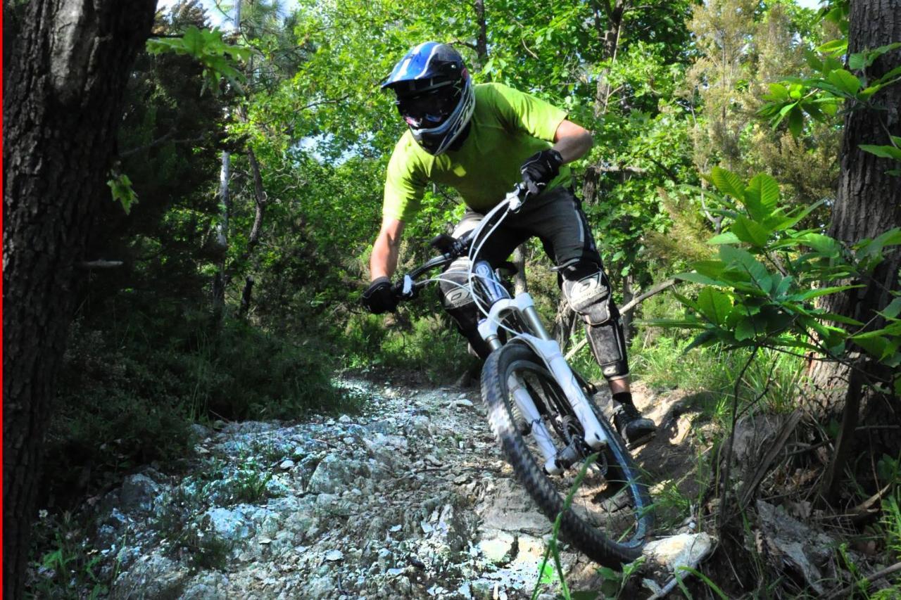 Residence Finale Bike And Beach Finale Ligure Buitenkant foto